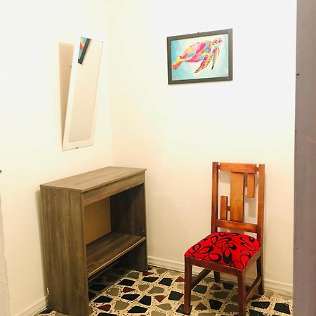 Hostal La 18 Pereira Bagian luar foto
