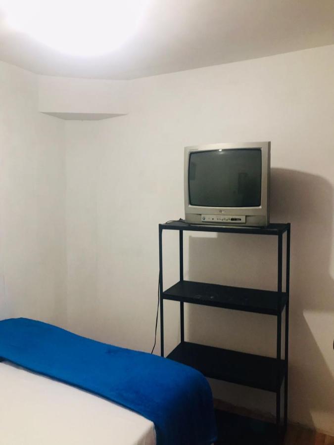 Hostal La 18 Pereira Bagian luar foto