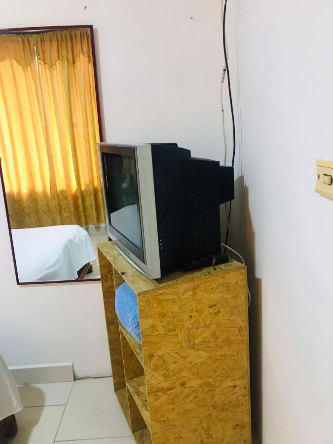 Hostal La 18 Pereira Bagian luar foto