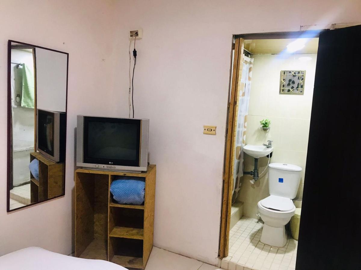 Hostal La 18 Pereira Bagian luar foto