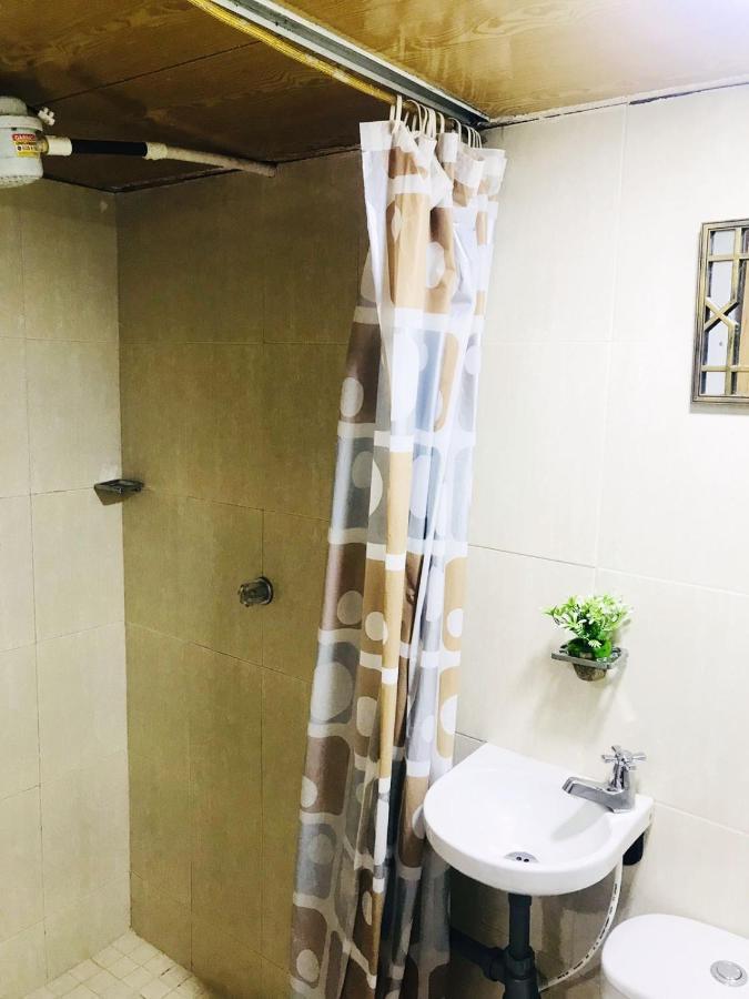 Hostal La 18 Pereira Bagian luar foto