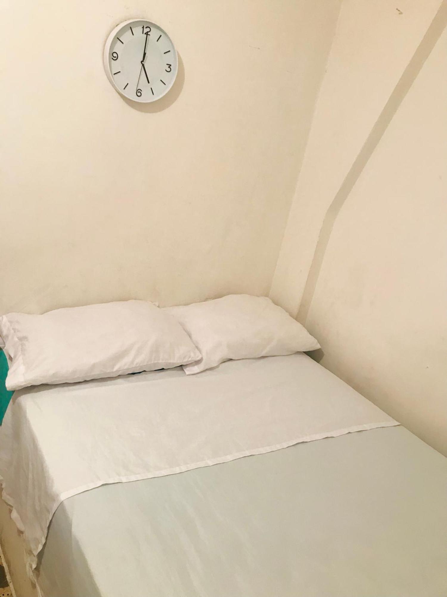 Hostal La 18 Pereira Bagian luar foto